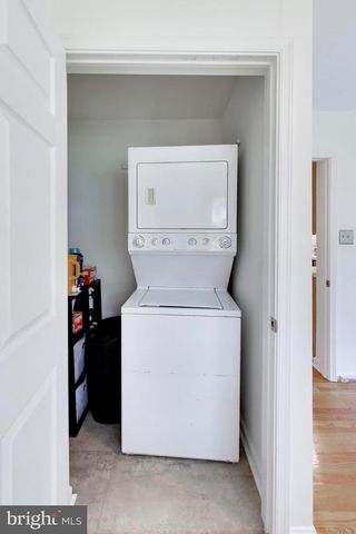 302 MANNAKEE ST, Rockville, MD 20850