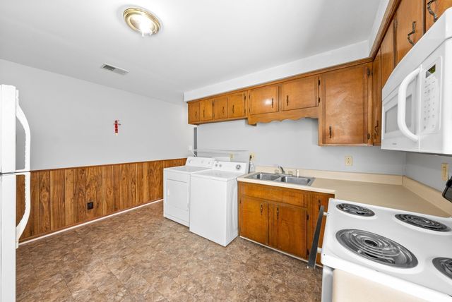 758 Bancroft Cir Apt C, Clarksville, TN 37042