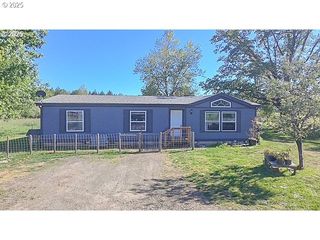 87676 TERRITORIAL Hwy, Veneta, OR 97487