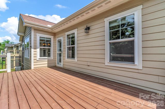 48 Asher Lane, Arden, NC 28704