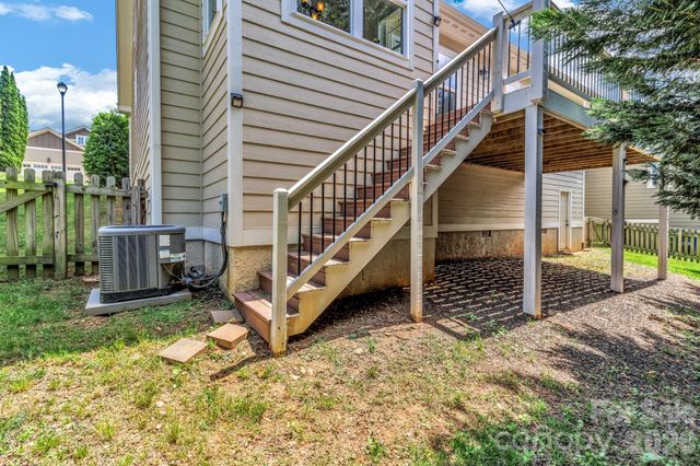48 Asher Lane, Arden, NC 28704