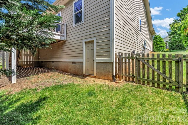 48 Asher Lane, Arden, NC 28704