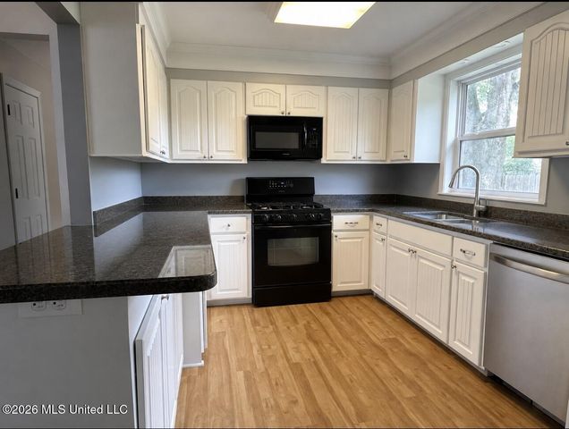 2032 Carolyn Lane, Pearl, MS 39208