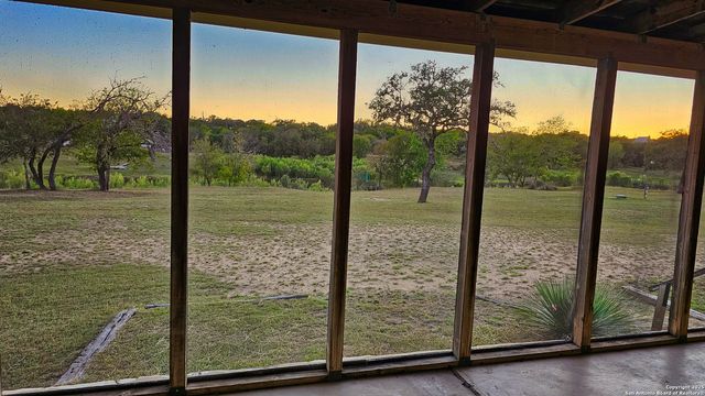 1647 Rio Ranchero, Pipe Creek, TX 78063