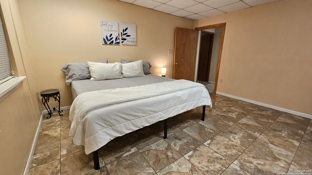 1647 Rio Ranchero, Pipe Creek, TX 78063