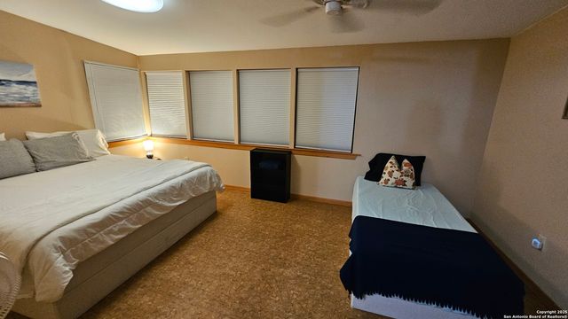 1647 Rio Ranchero, Pipe Creek, TX 78063