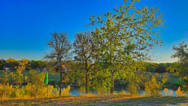 1647 Rio Ranchero, Pipe Creek, TX 78063