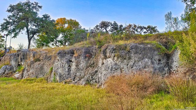 1647 Rio Ranchero, Pipe Creek, TX 78063