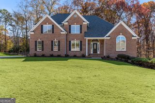 5926 Mount Water Trail, Buford, GA 30518
