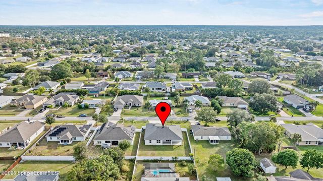 951 Hosbine Street SE, Palm Bay, FL 32909