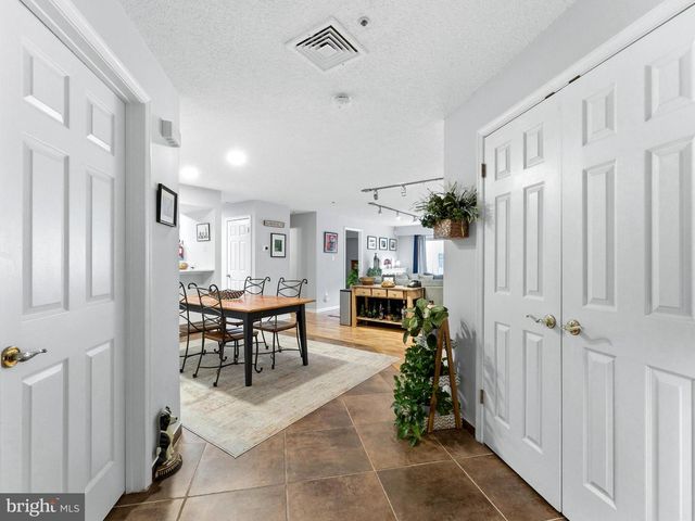 1022 MAIN ST, Voorhees, NJ 08043