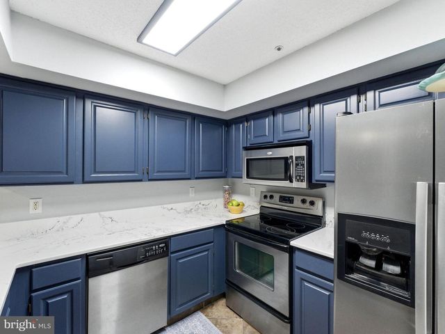 1022 MAIN ST, Voorhees, NJ 08043