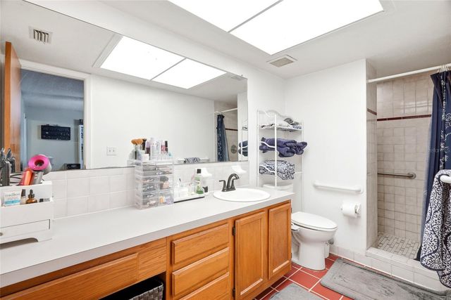 6300 86TH AVENUE N, Pinellas Park, FL 33782