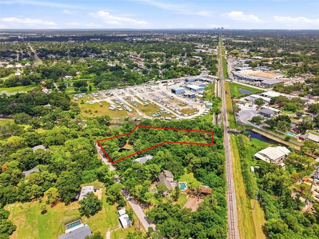6300 86TH AVENUE N, Pinellas Park, FL 33782