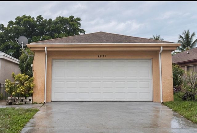 2021 NW 35TH Terrace, Coconut Creek, FL 33066