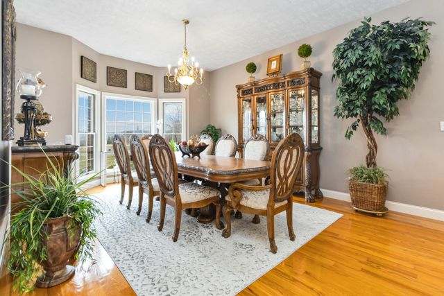 348 Runway Boulevard, Somerset, KY 42503