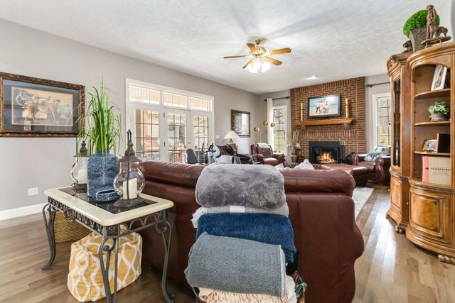 348 Runway Boulevard, Somerset, KY 42503