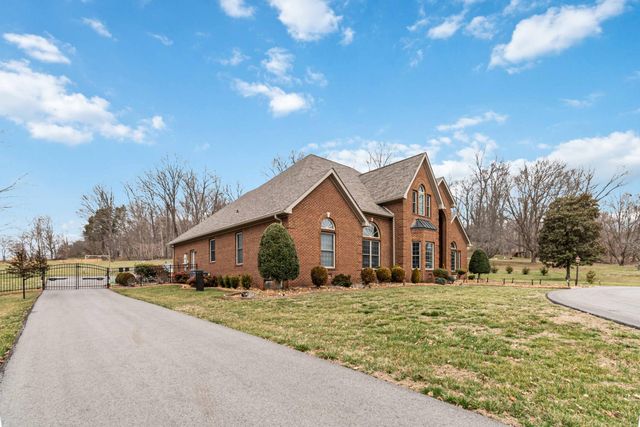 348 Runway Boulevard, Somerset, KY 42503