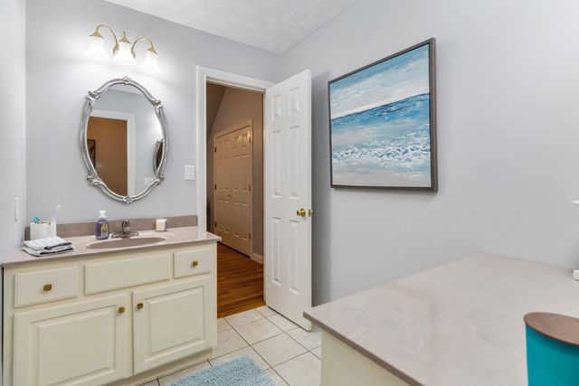 348 Runway Boulevard, Somerset, KY 42503