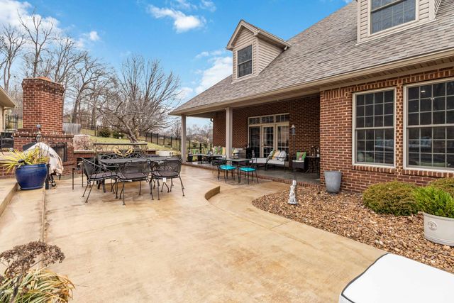 348 Runway Boulevard, Somerset, KY 42503