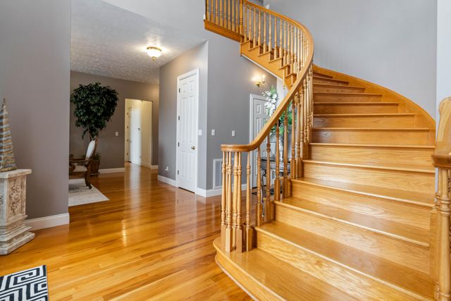 348 Runway Boulevard, Somerset, KY 42503