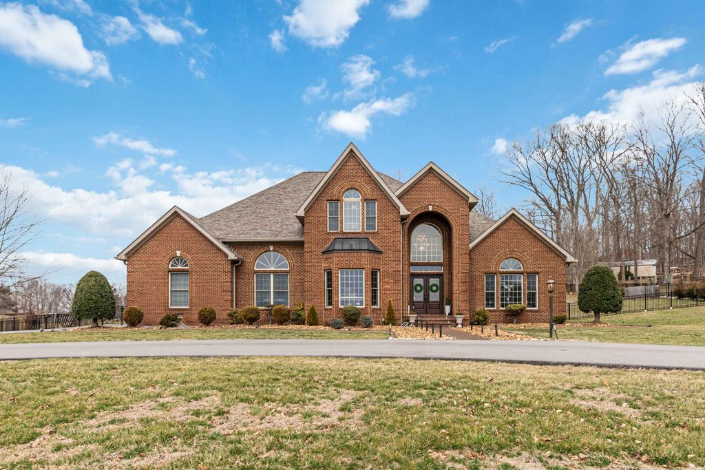 348 Runway Boulevard, Somerset, KY 42503