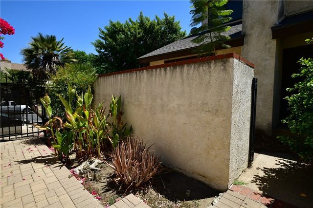 9601 Sylmar Avenue 1, Panorama City, CA 91402