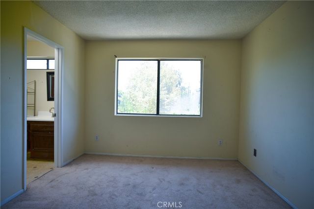 9601 Sylmar Avenue 1, Panorama City, CA 91402