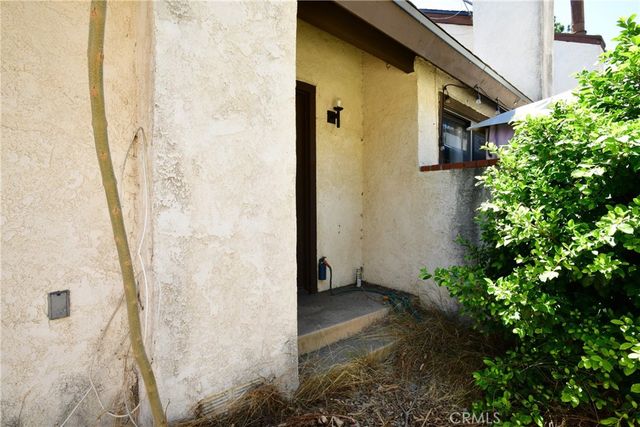 9601 Sylmar Avenue 1, Panorama City, CA 91402