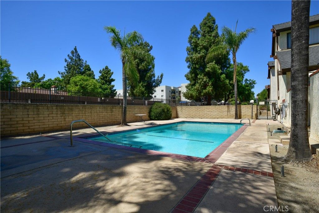 9601 Sylmar Avenue 1, Panorama City, CA 91402