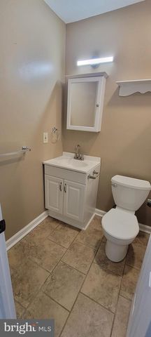 423 N MOUNT VERNON CIR, Bensalem, PA 19020