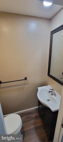 423 N MOUNT VERNON CIR, Bensalem, PA 19020