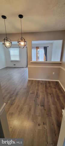 423 N MOUNT VERNON CIR, Bensalem, PA 19020