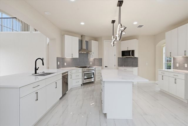 6001 Madeline Lane, Flower Mound, TX 75028