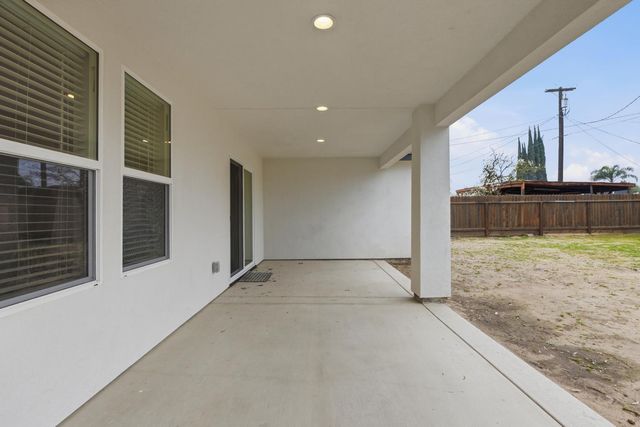 374 W Main St, Turlock, CA 95380