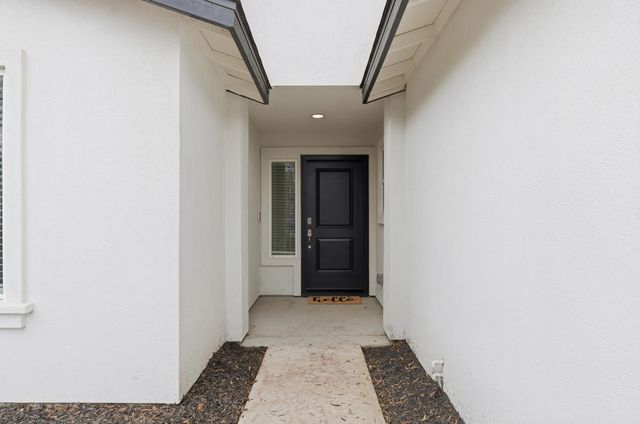 374 W Main St, Turlock, CA 95380