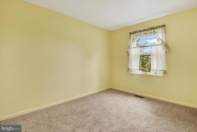 809 LUCABAUGH MILL RD, Westminster, MD 21157