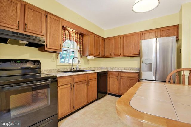 809 LUCABAUGH MILL RD, Westminster, MD 21157