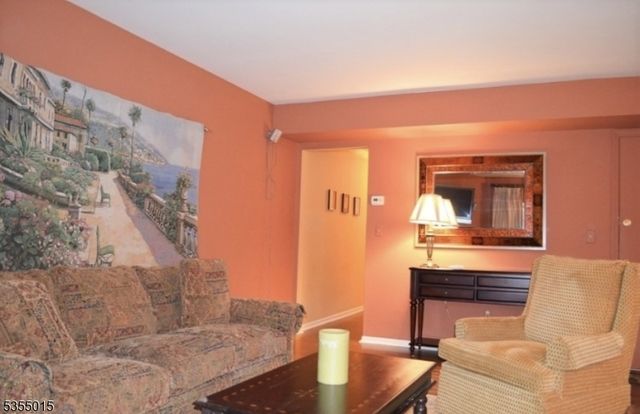 2219 North Ave 6, Scotch Plains Twp., NJ 07076