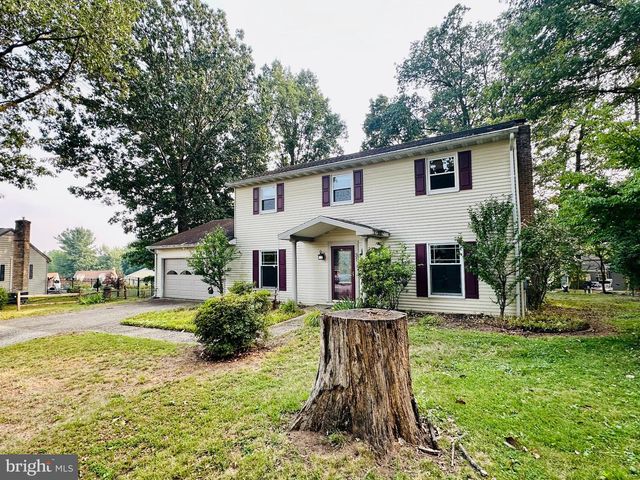 35 JOHNSTON CIR, Hanover, PA 17331