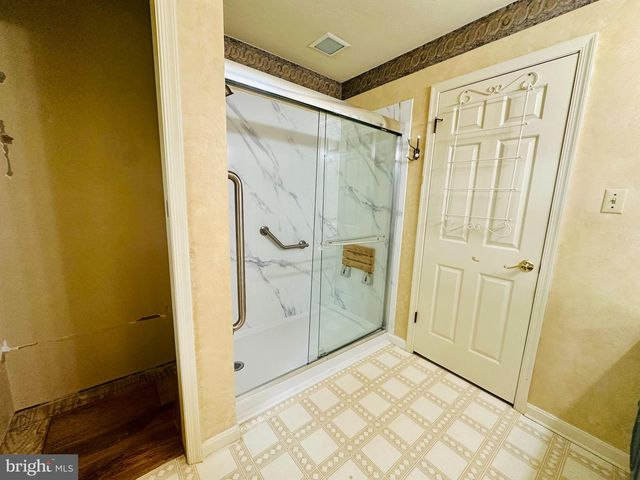 35 JOHNSTON CIR, Hanover, PA 17331