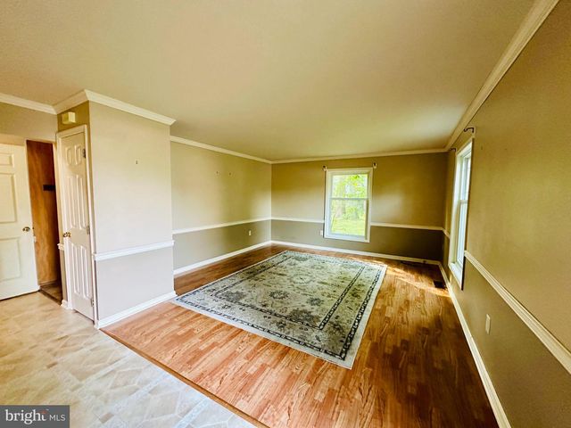 35 JOHNSTON CIR, Hanover, PA 17331
