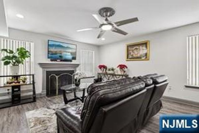 116 Harrow Drive, Franklin, NJ 08873