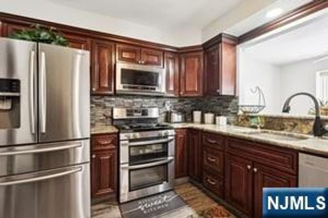 116 Harrow Drive, Franklin, NJ 08873