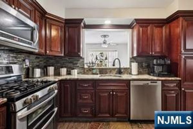 116 Harrow Drive, Franklin, NJ 08873