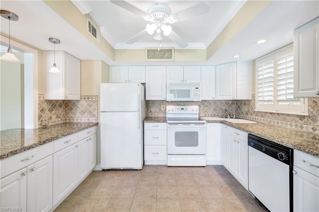 1549 Sandpiper ST 42, NAPLES, FL 34102 — photo 4
