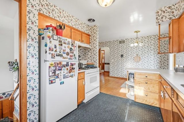 1172 Westwood Drive NW, Warren, OH 44485