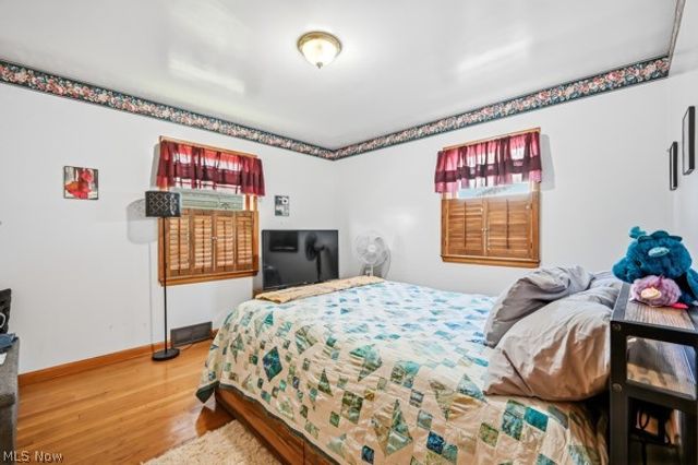 1172 Westwood Drive NW, Warren, OH 44485