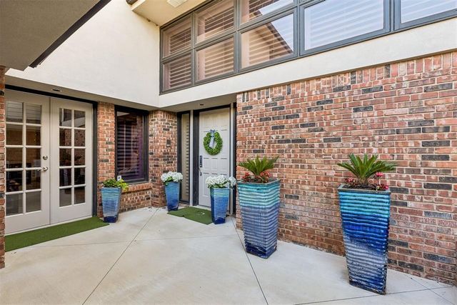 6128 Stonegate Place, Edmond, OK 73025