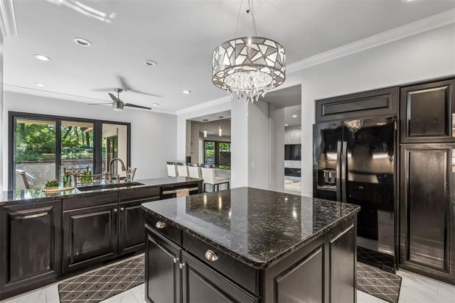 6128 Stonegate Place, Edmond, OK 73025